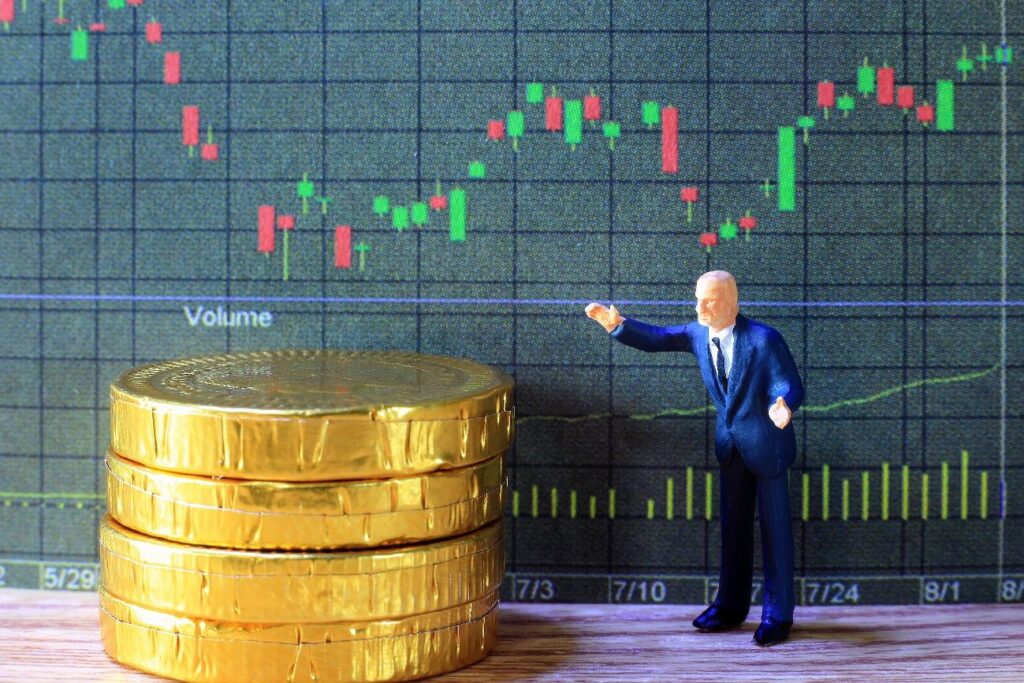 自動運用ならヘッジファンドも検討したい理由