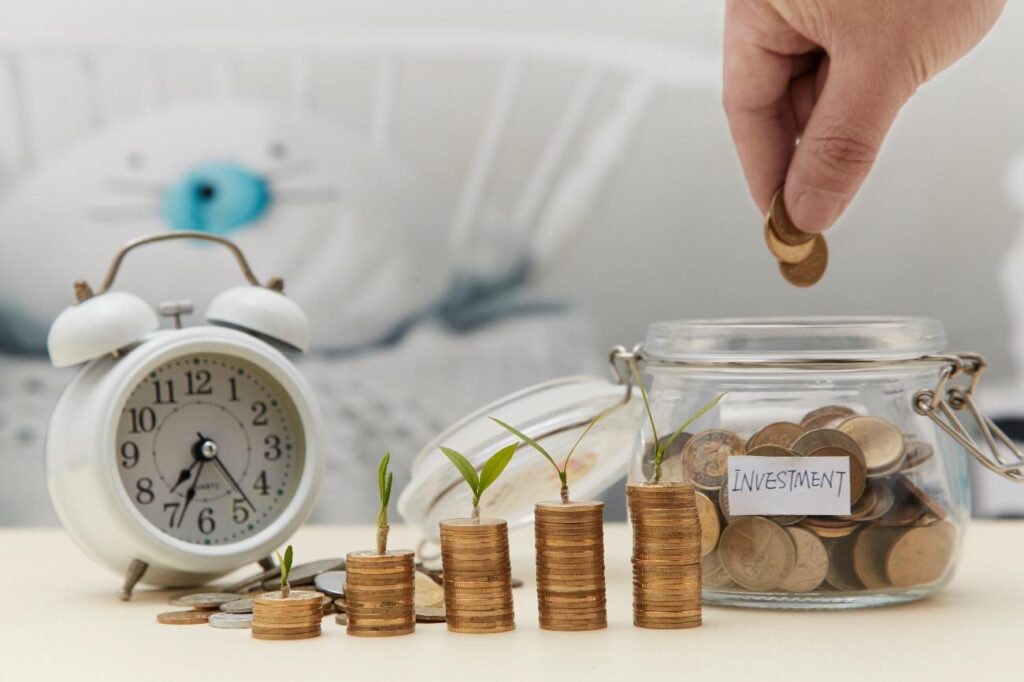 投資すると5,000万円を達成しやすくなる